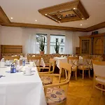 Garni Promenade 3*
